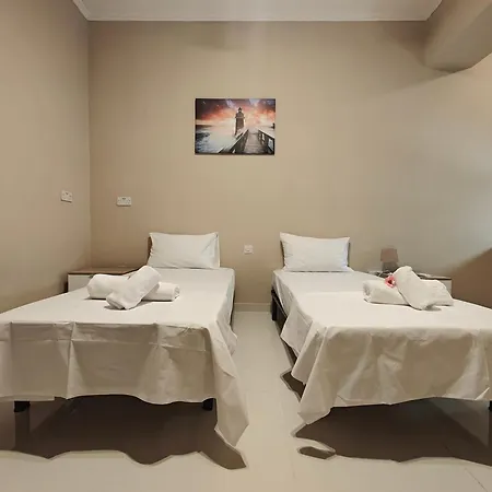 Modern Luxe Maisonette