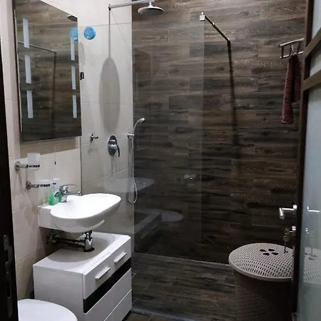 Apartment Modern Luxe Maisonette