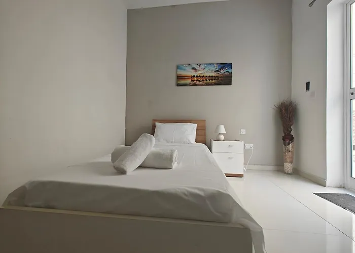 Modern Luxe Maisonette *