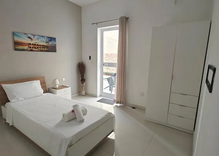 Modern Luxe Maisonette * Marsaskala