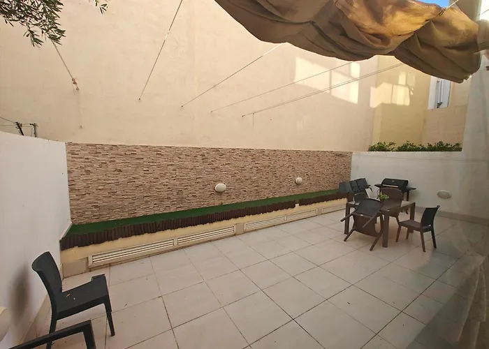 Modern Luxe Maisonette