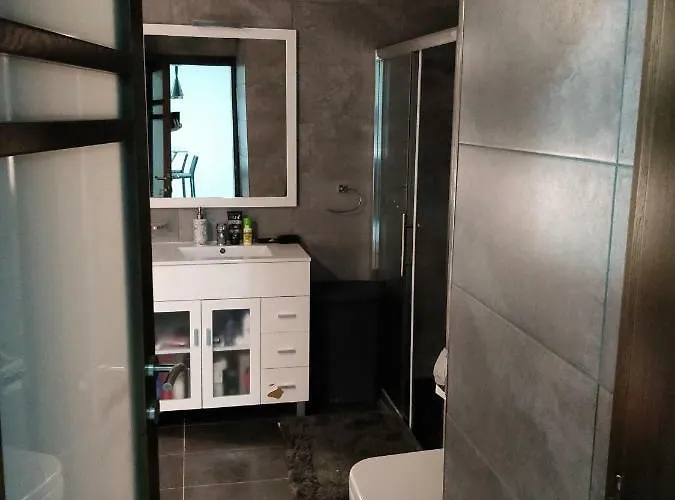 Modern Luxe Maisonette